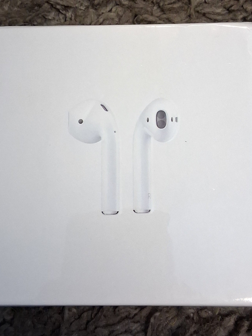 Apple White Airpods 2nd Generation (Not Pro)